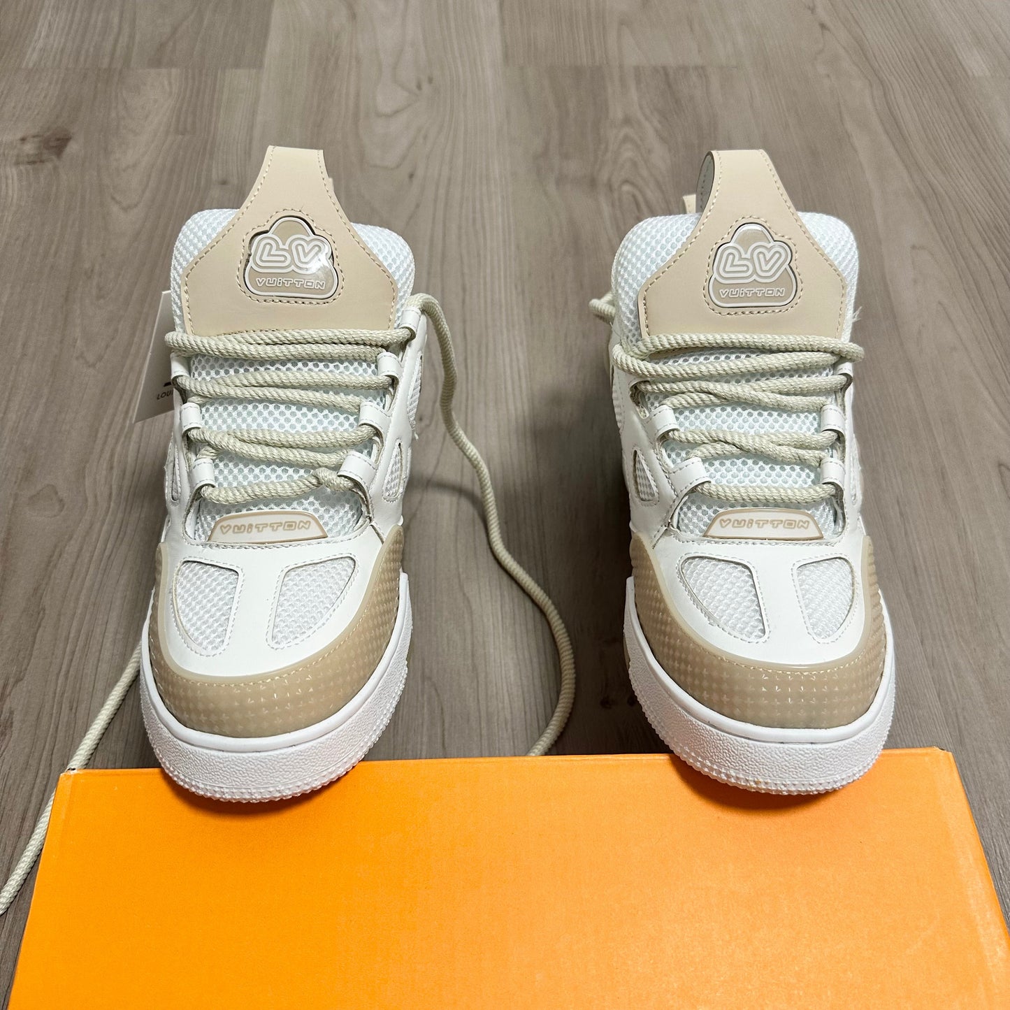 ZAPATILLAS LV