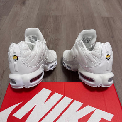 NIKE TN WHITE 🍭
