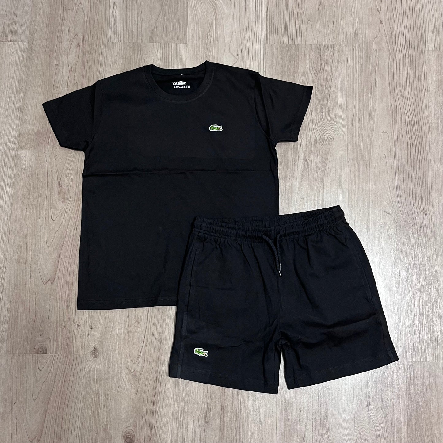 Conjunto corto LACOSTE