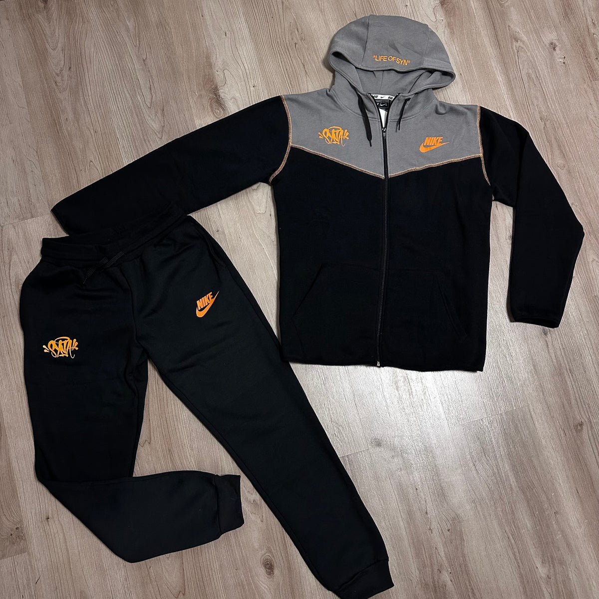 Conjunto NIKE TECH X SYNA 🍭