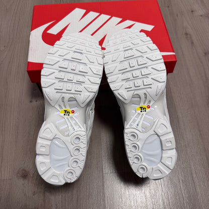 NIKE TN WHITE 🍭