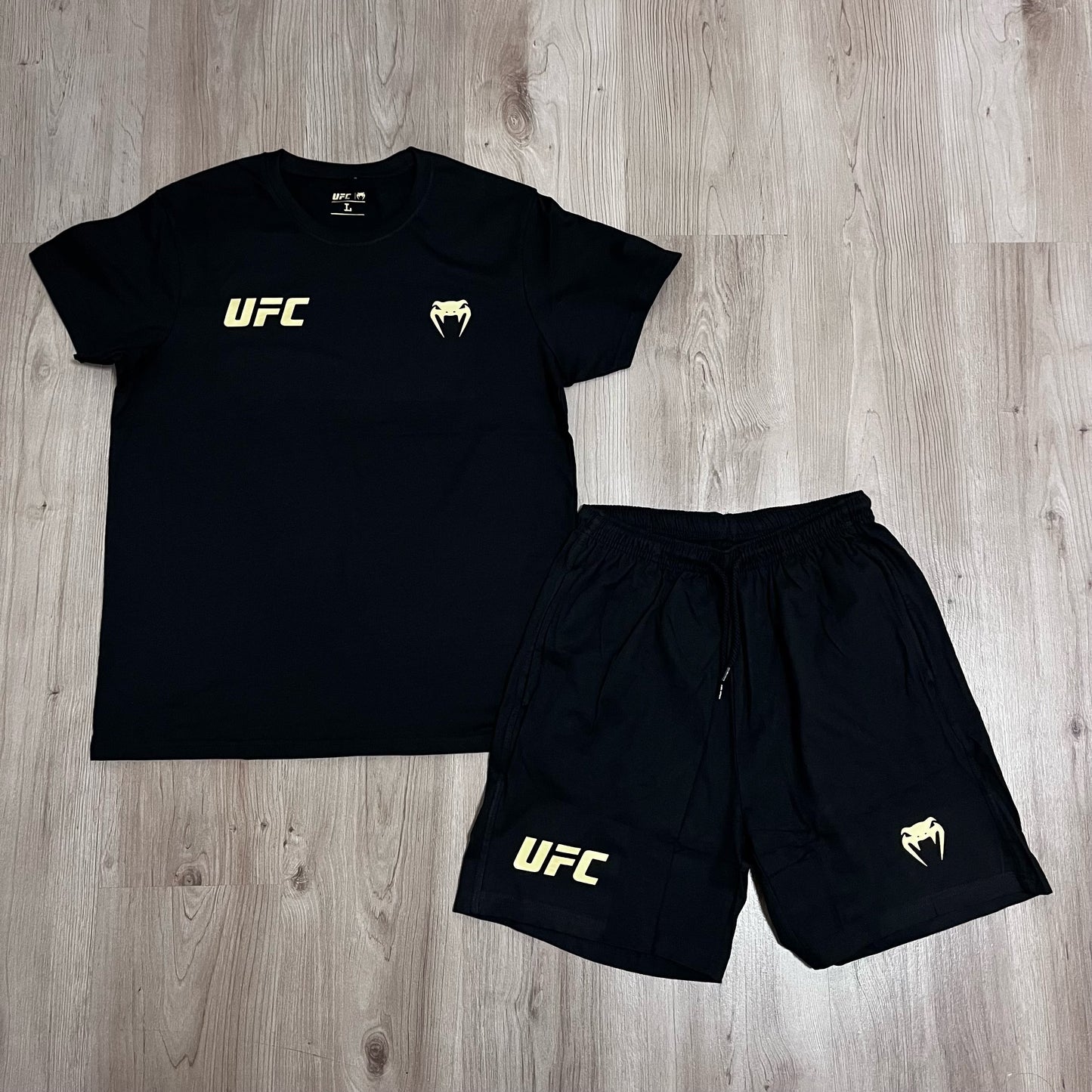 Conjunto corto UFC VENUM GOLD