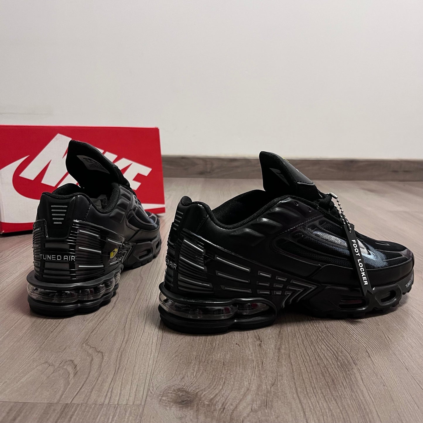 NIKE TUNED III BLACK