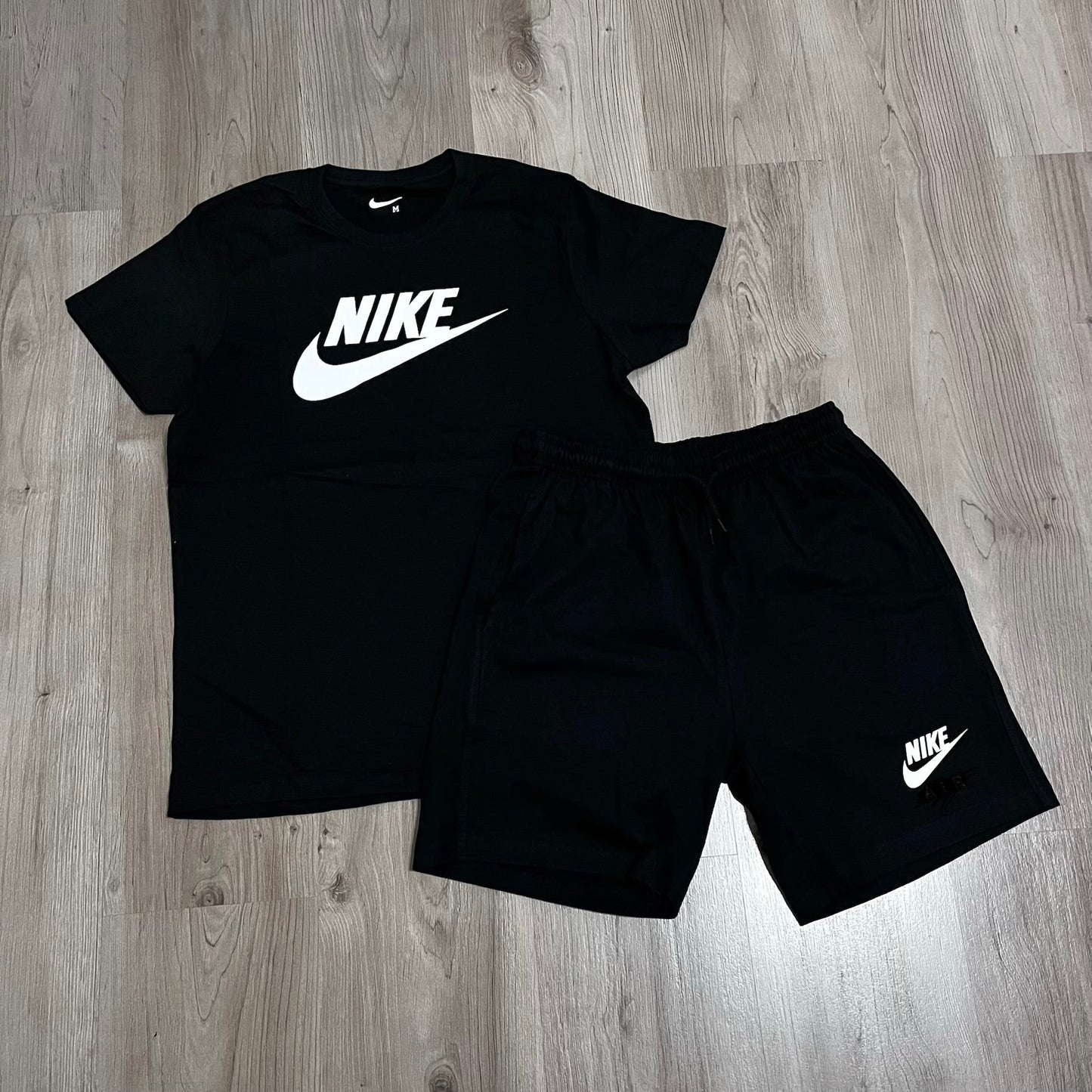 Conjunto corto NIKE