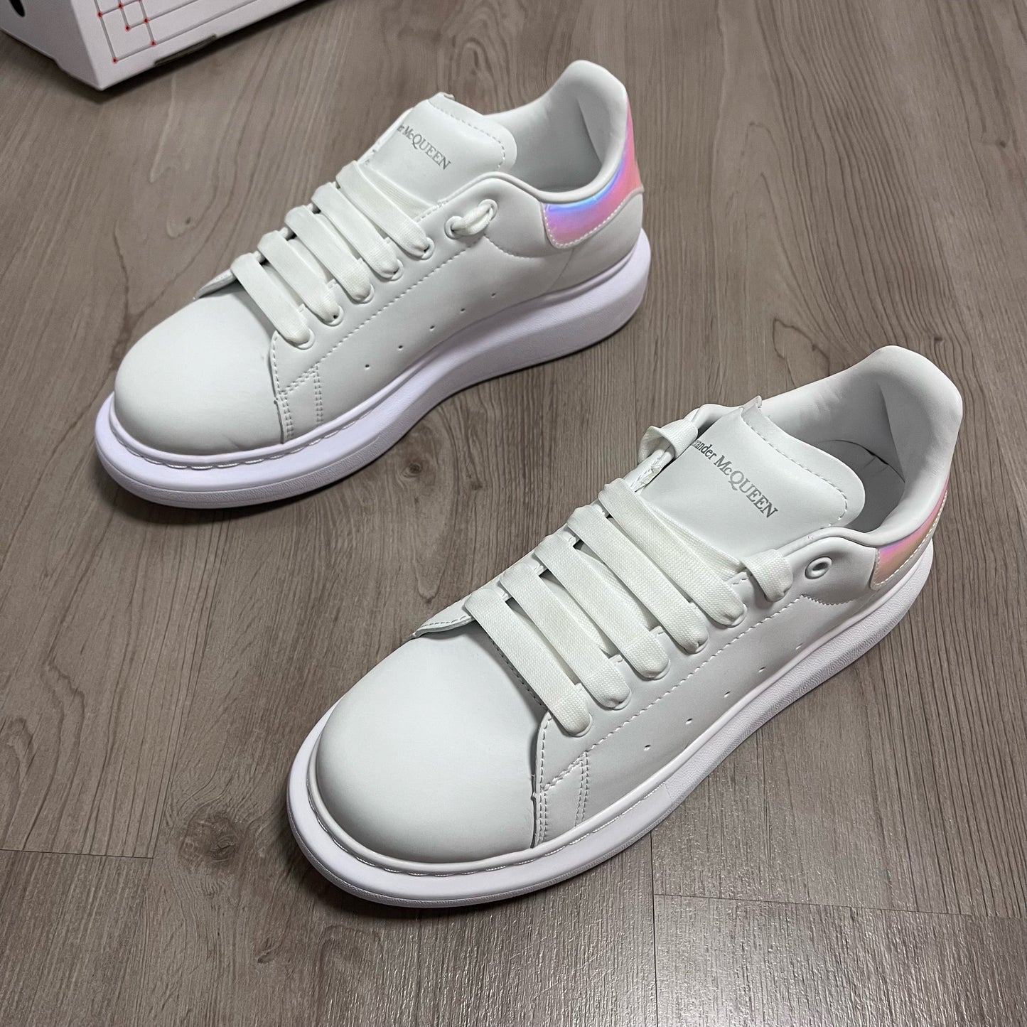 ZAPATILLAS MCQUEEN WHITE COLOUR