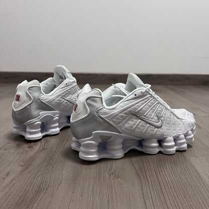 NIKE SHOX WHITE🍭