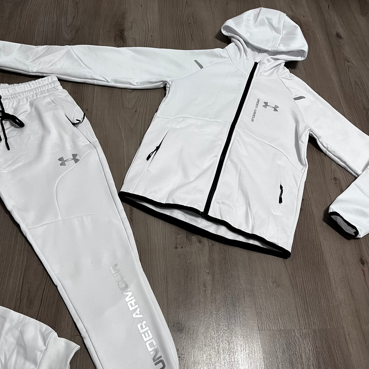 Conjunto largo UNDER ARMOUR WHITE