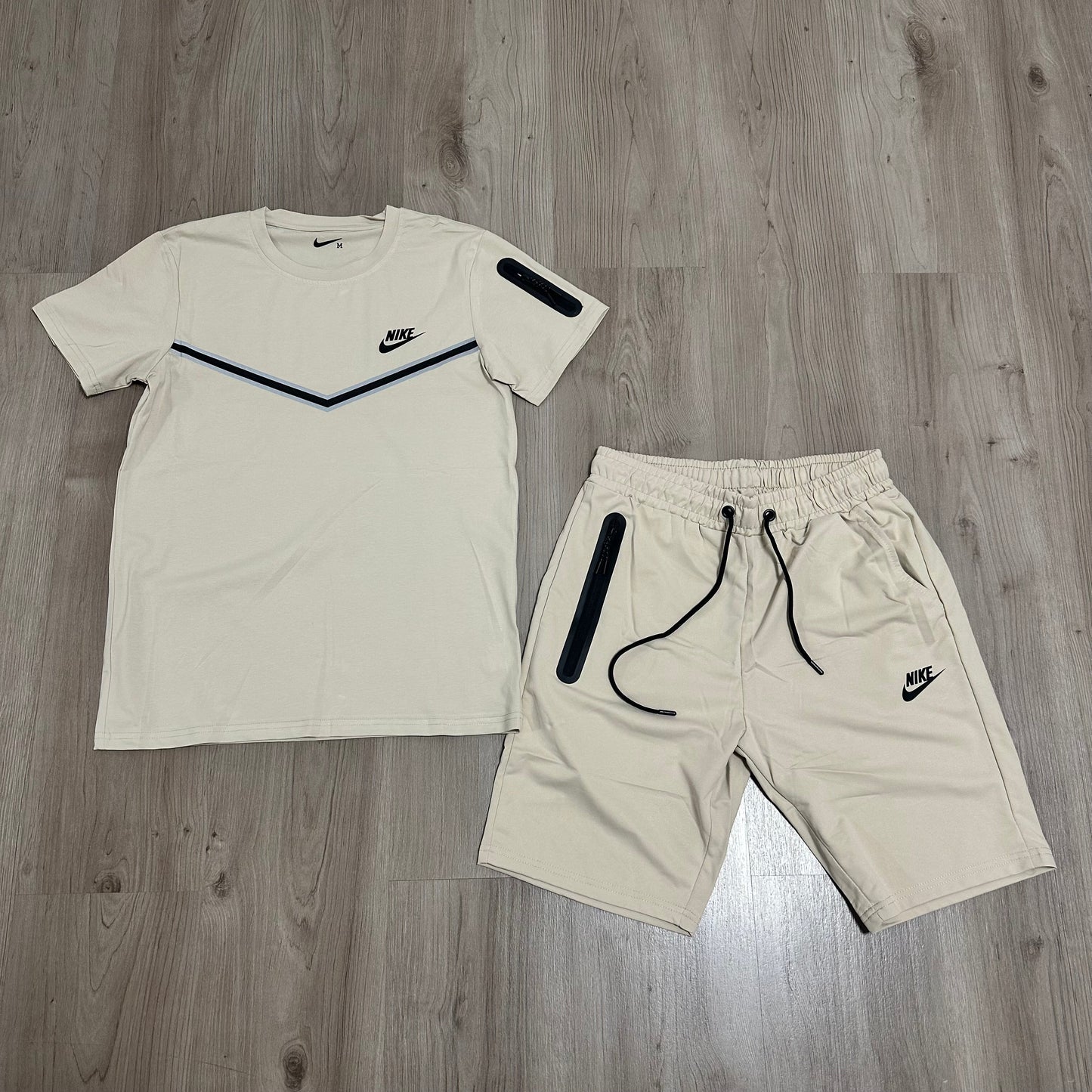 Conjunto corto NIKE TECH