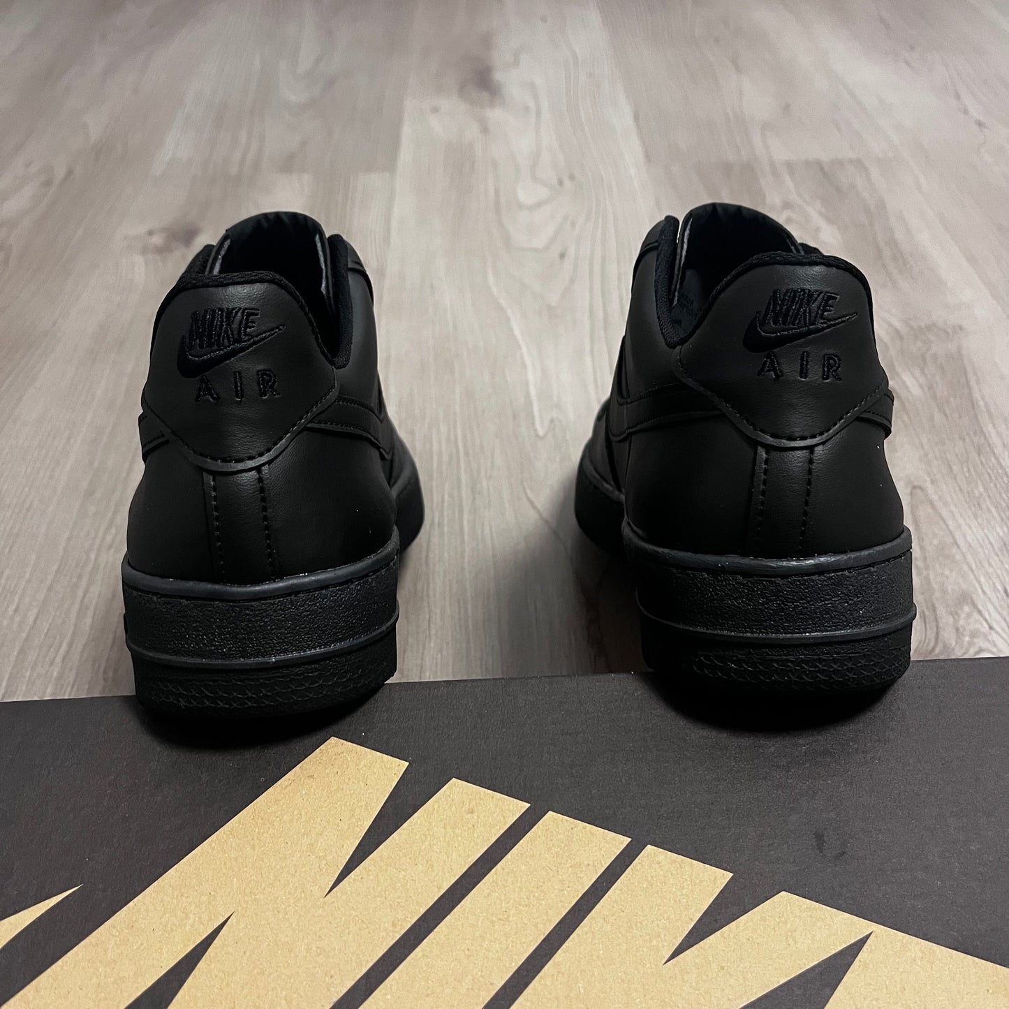 AIR FORCÉ NEGRAS
