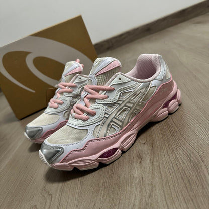 ASICS PINK 🍭