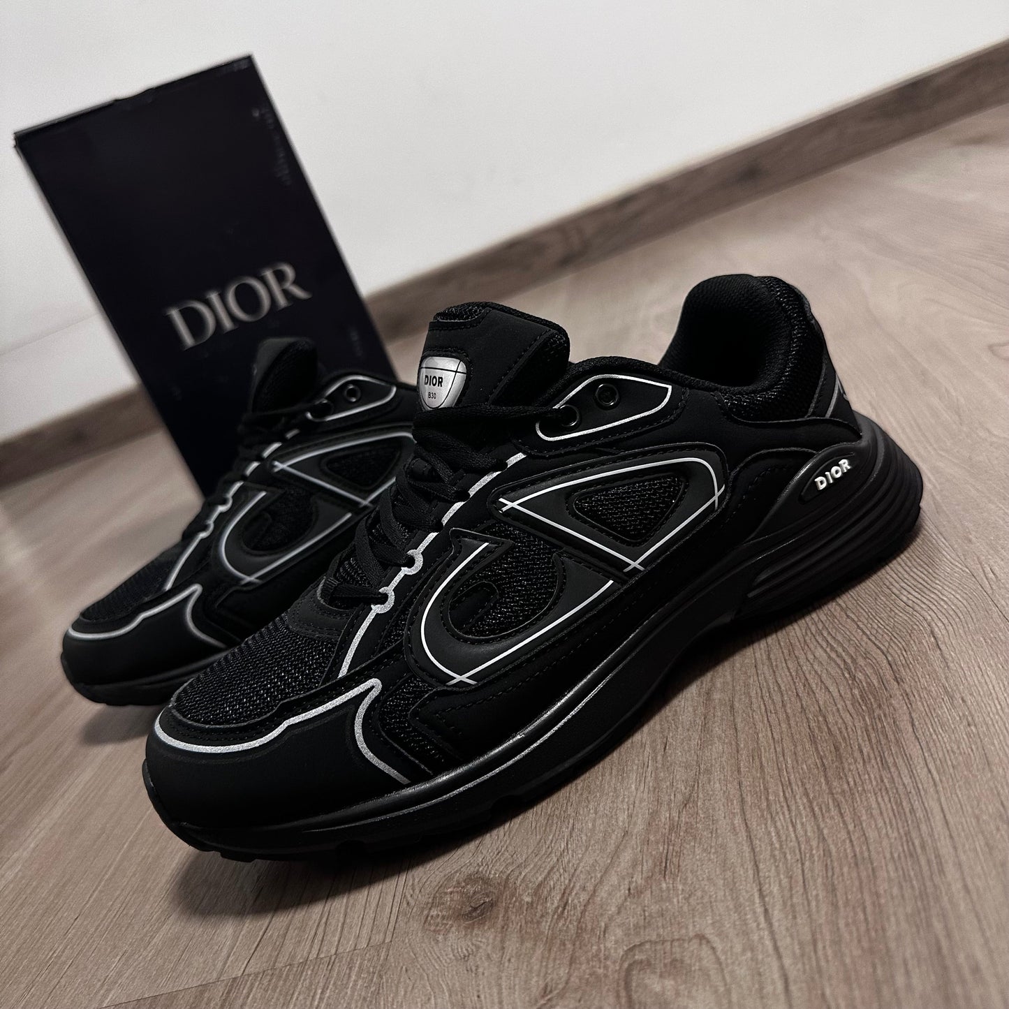 DIOR B30 letras CD REFLECTANTES