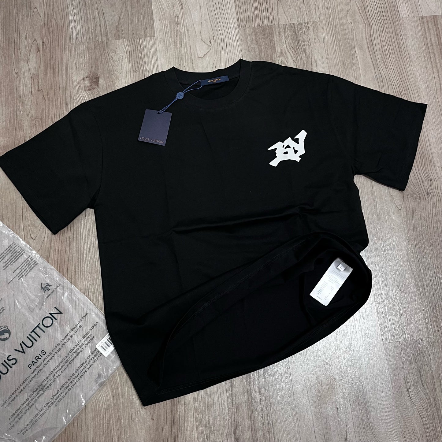 Camiseta OVERSIZE LV BLACK