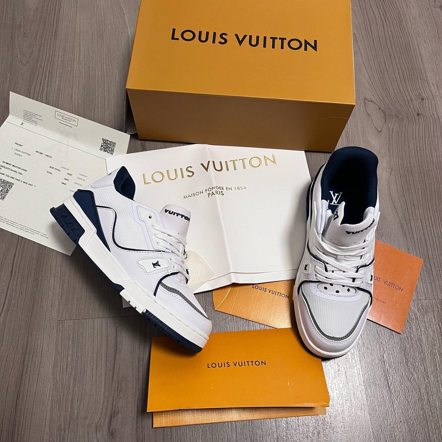ZAPATILLAS LV TRAINER🍭