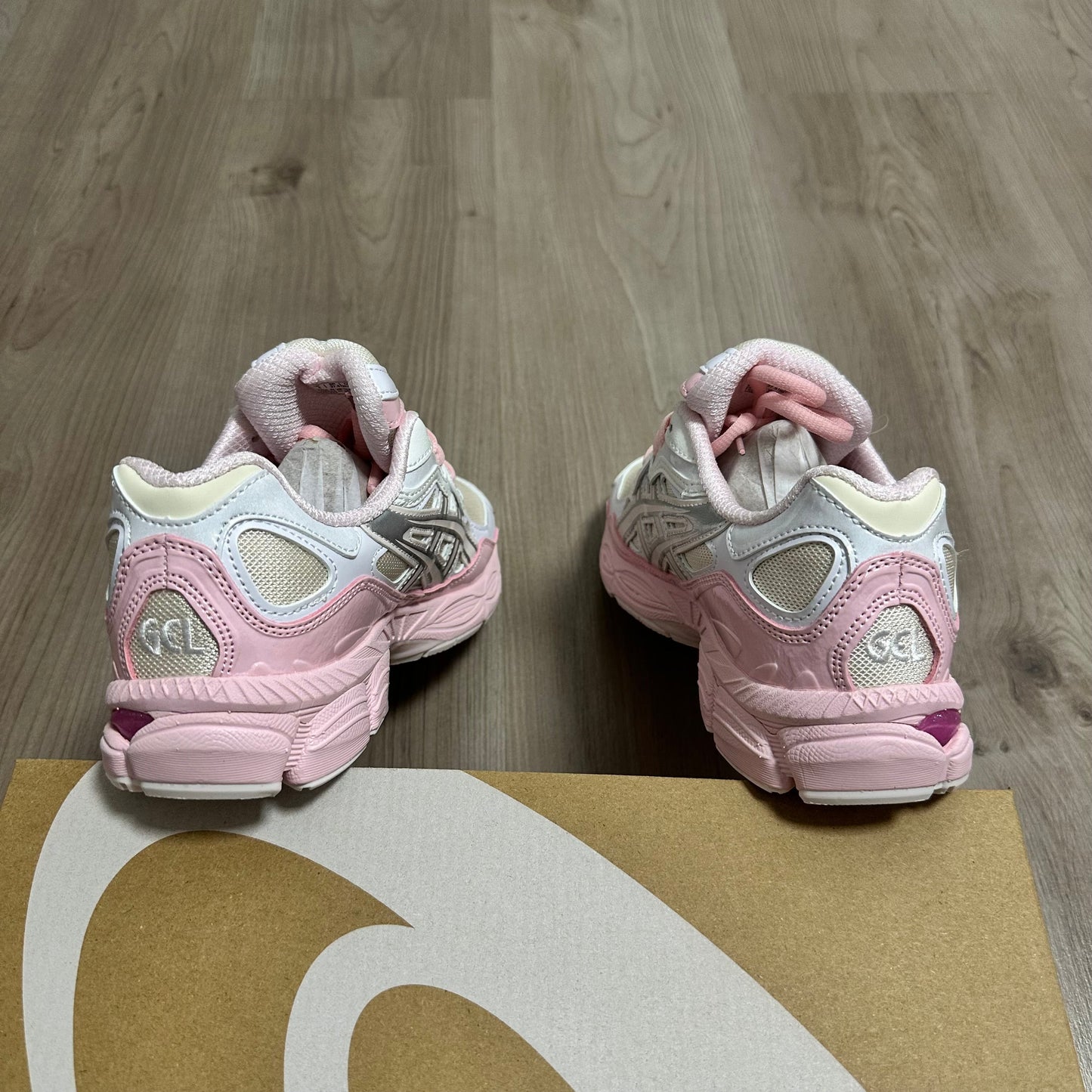 ASICS PINK 🍭