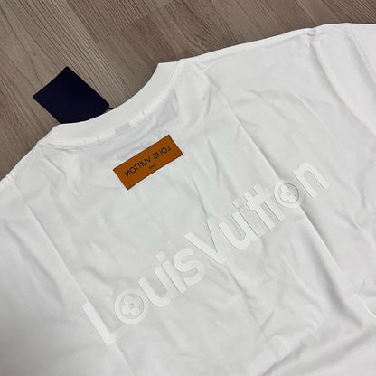 Camiseta OVERSIZE LV RELIEVE ALL WHITE