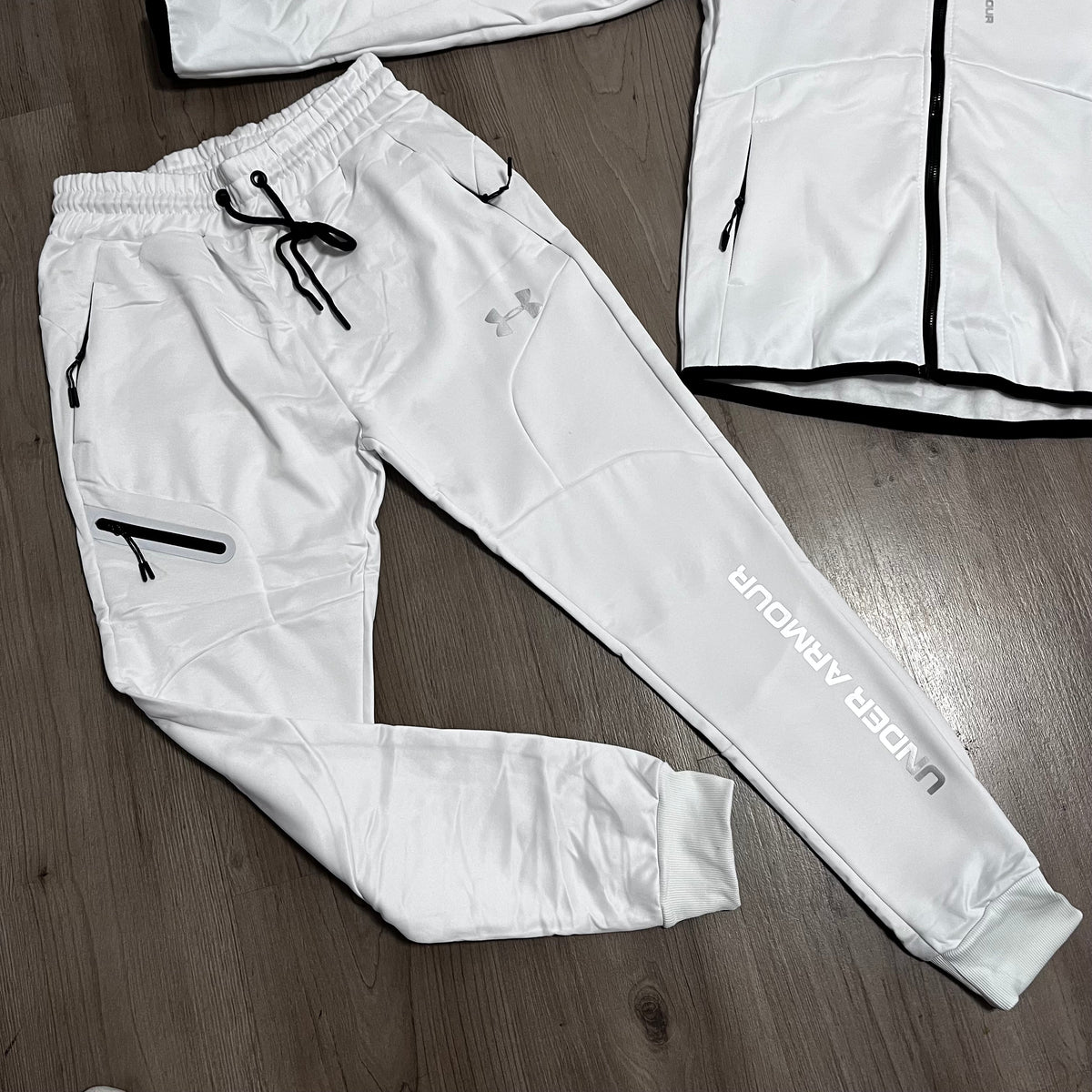Conjunto largo UNDER ARMOUR WHITE
