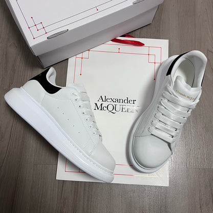 ZAPATILLAS MCQUEEN WHITE ⬛️