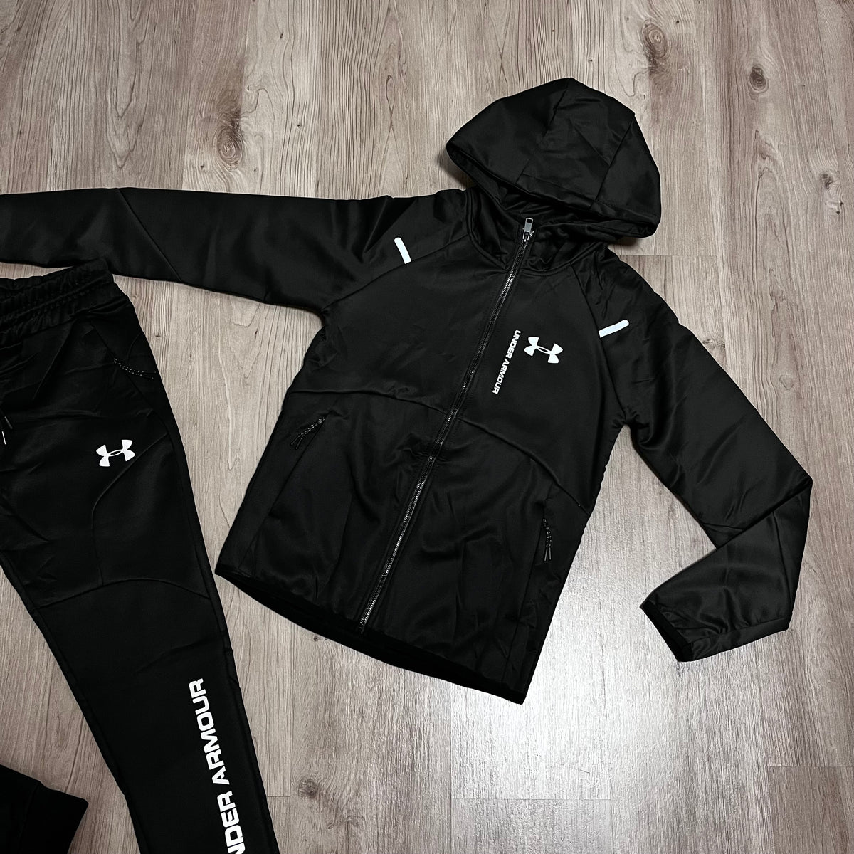 Conjunto largo UNDER ARMOUR BLACK