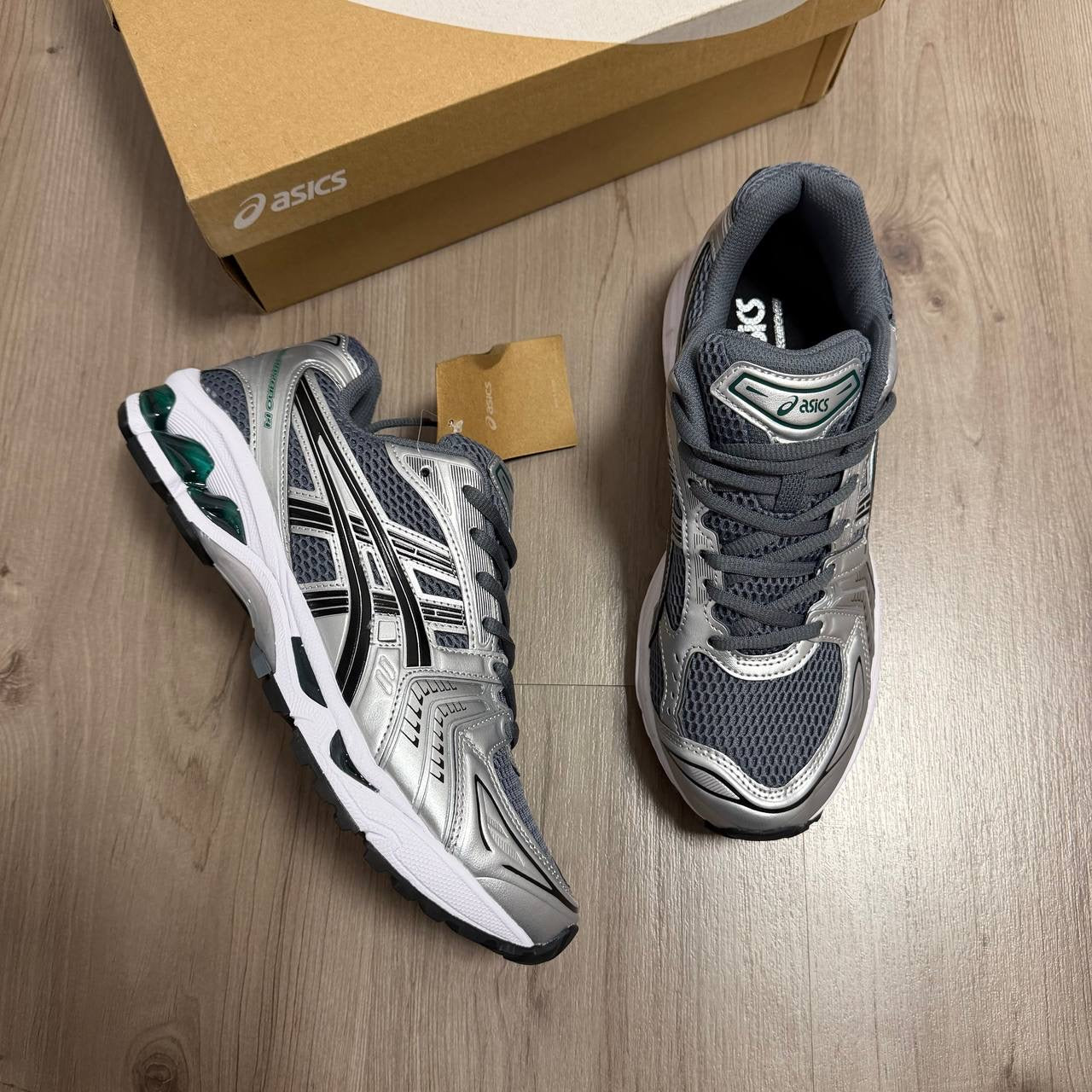 ASICS GEL SUELA BLANCA
