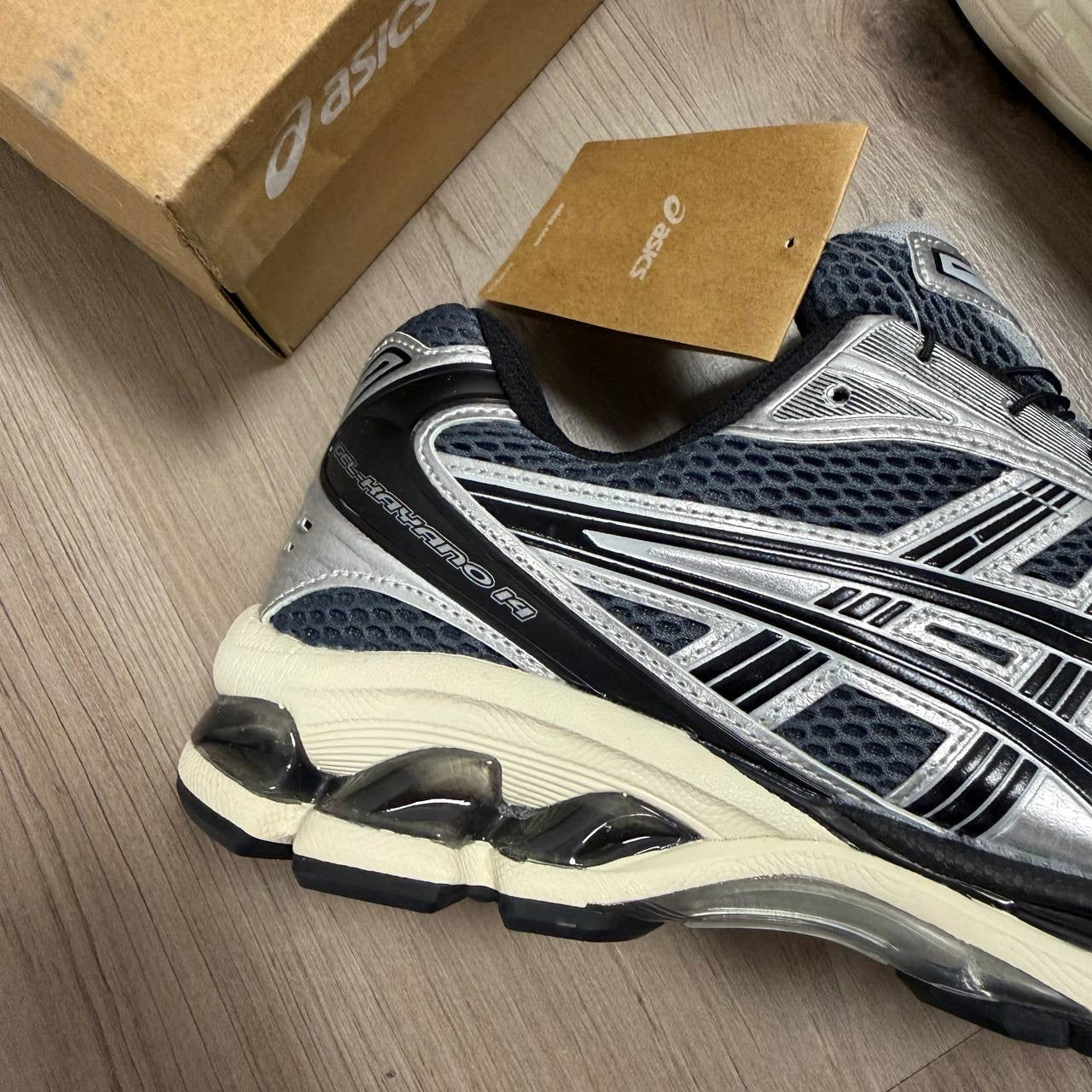 ASICS GEL SUELA BEIG